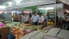 Đồng chí PTGD Cao Su Hà Tĩnh thăm gian hàng tại hội chợ quốc tế Hà Tĩnh 2013